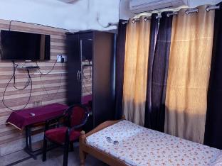 hotel santosh plaza
