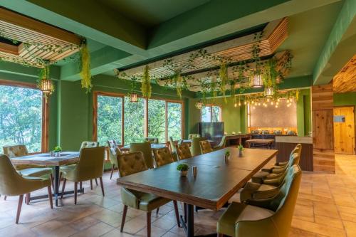 jostel heritage bir pipal retreat 4 star hotel