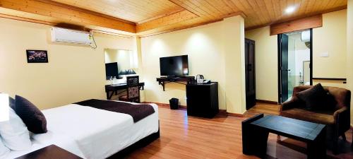 jostel heritage bir pipal retreat 4 star hotel