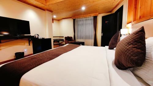 jostel heritage bir pipal retreat 4 star hotel