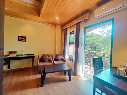 jostel heritage bir pipal retreat 4 star hotel