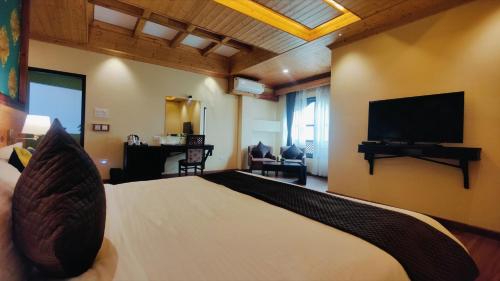jostel heritage bir pipal retreat 4 star hotel