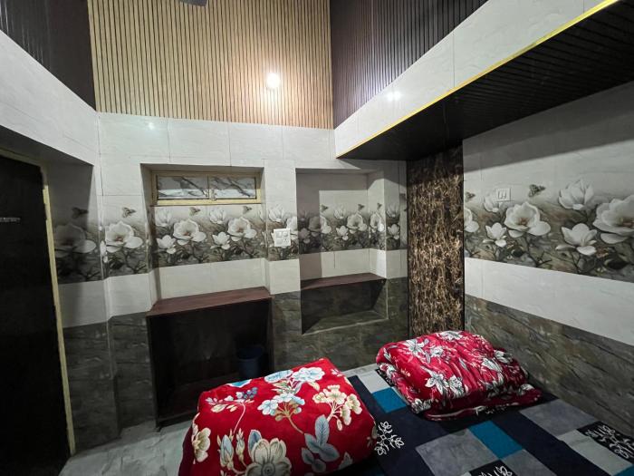 guru nanak dev ji yatri niwas amritsar