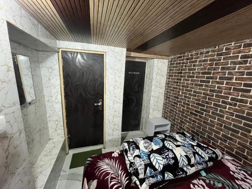 guru nanak dev ji yatri niwas amritsar