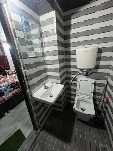 guru nanak dev ji yatri niwas amritsar