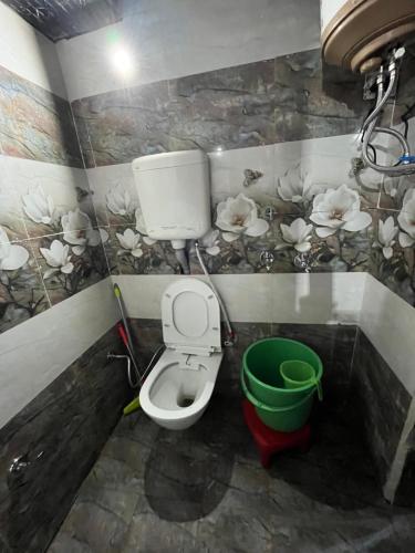 guru nanak dev ji yatri niwas amritsar