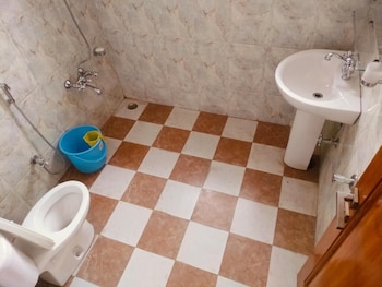 New Zamrood Holiday Home,,3 star