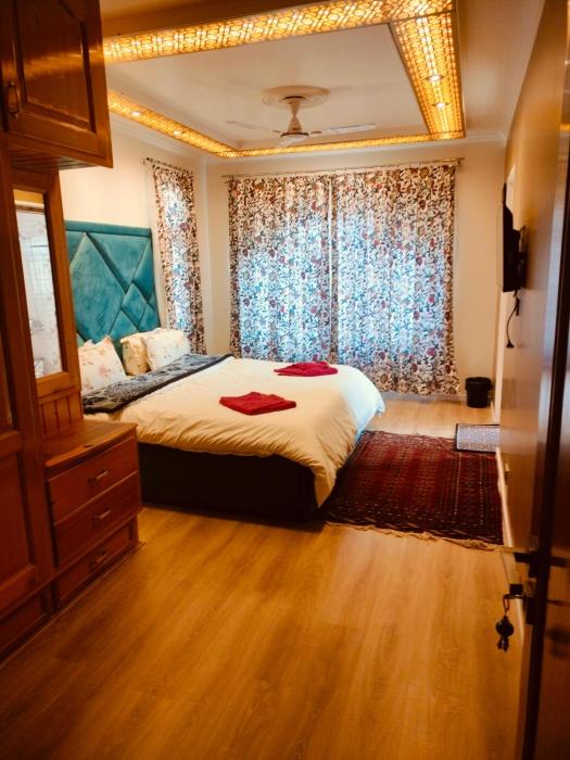 new zamrood holiday home