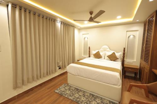 a 26 hilltop heaven resort