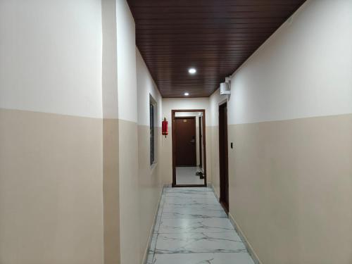 mkk grand luxury suite and ac rooms