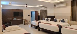 mkk grand luxury suite and ac rooms