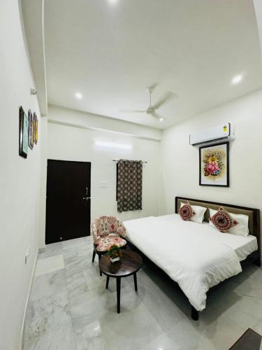 hotel madhav palace
