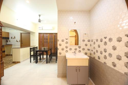 aashi premium serviced apartments