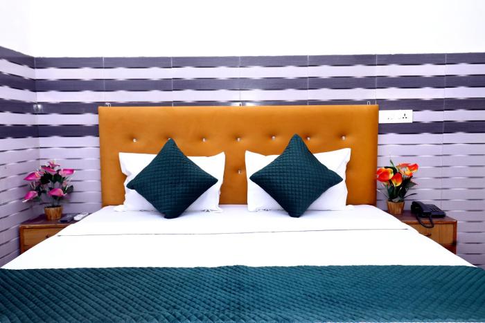 hotel s2 residency near railway station chandigarh