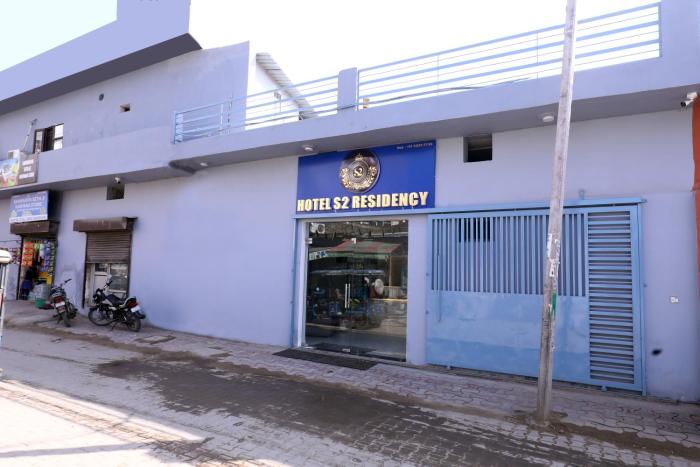 hotel s2 residency near railway station chandigarh