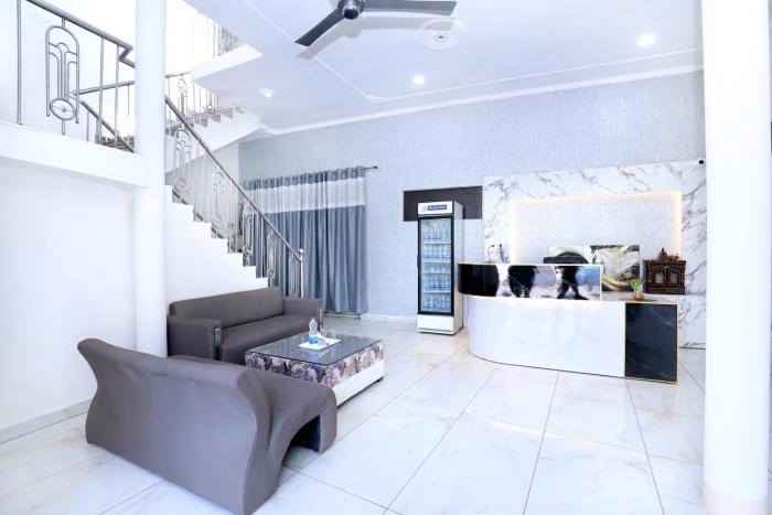hotel s2 residency near railway station chandigarh