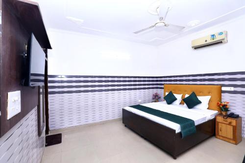 hotel s2 residency near railway station chandigarh