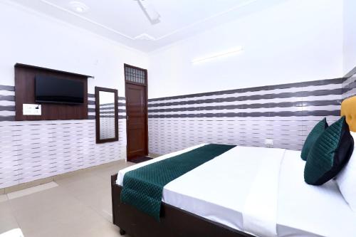 hotel s2 residency near railway station chandigarh