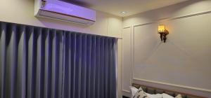 hotel deluxe inn