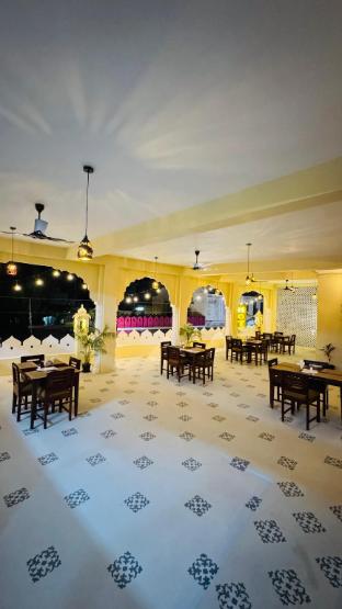 hotel marudhar and restaurant