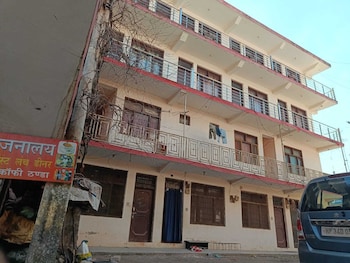 bridge view homestay