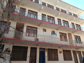 bridge view homestay