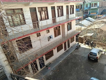 bridge view homestay