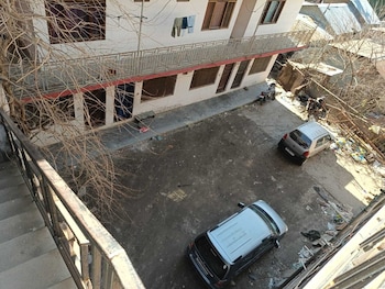 bridge view homestay