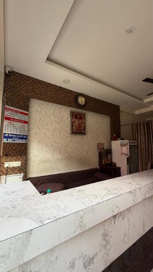 shree vaishnav yatri grah near mahakaleshwar temple
