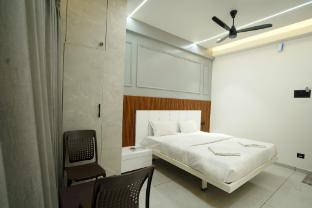 Hotel High View,,2 star