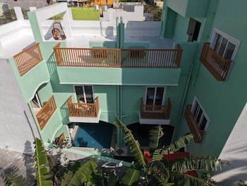 Green Resort Pondicherry,,2 star