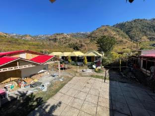 yao adventure base camp bhatta falls