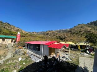 yao adventure base camp bhatta falls