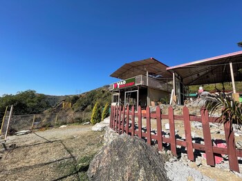 yao adventure base camp bhatta falls