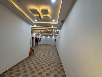 shree shyam kiran palace