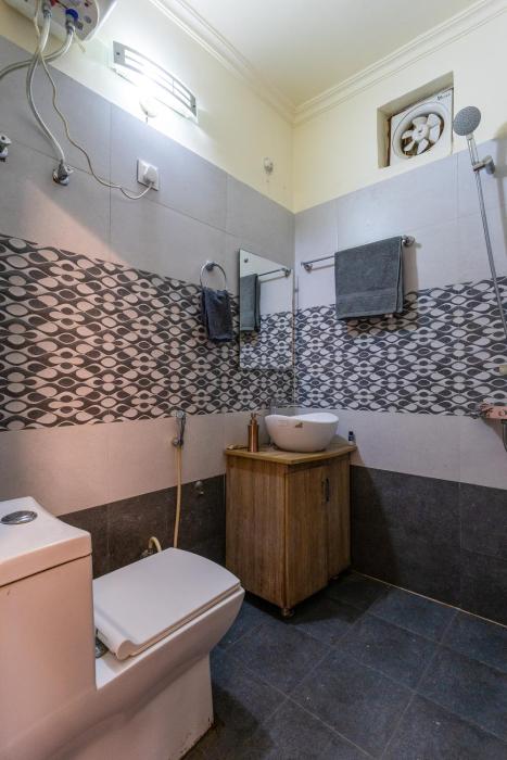 dimmys by the lake bhimtal