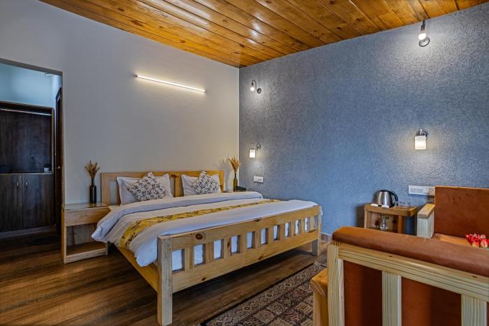 dimmys by the lake bhimtal