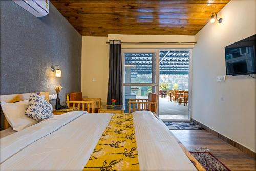 dimmys by the lake bhimtal