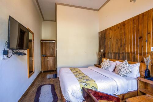 dimmys by the lake bhimtal