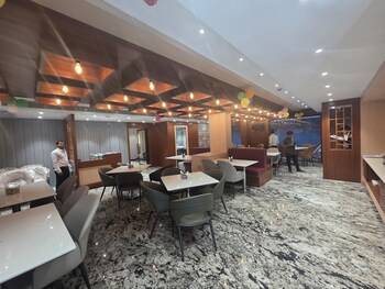 trayee international