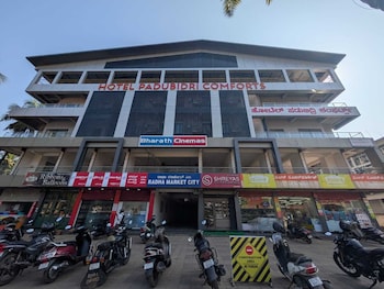hotel padubidri comforts by smart otel