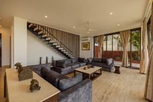 horizon infinity pool by dia hotels and homes