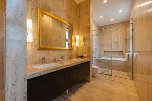 horizon infinity pool by dia hotels and homes