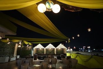 frolic hotel near sec 52 noida metro station