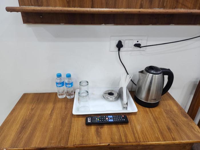 frolic hotel near sec 52 noida metro station