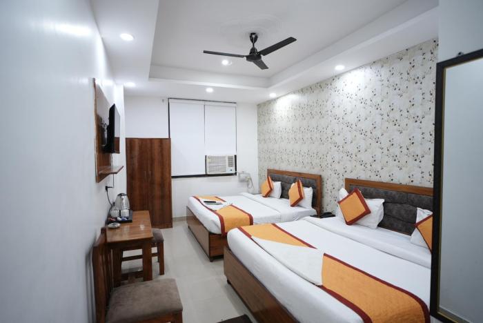 frolic hotel near sec 52 noida metro station