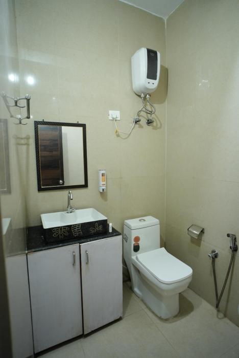 frolic hotel near sec 52 noida metro station