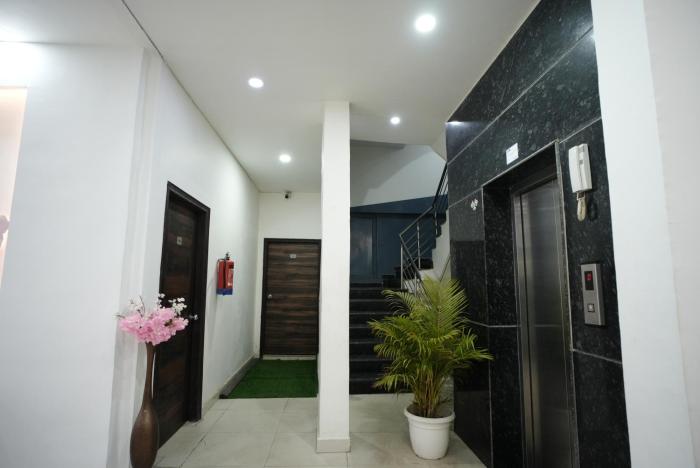 frolic hotel near sec 52 noida metro station