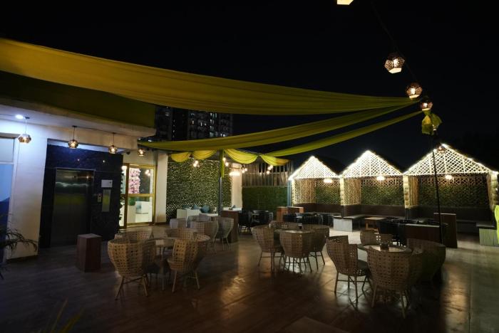 frolic hotel near sec 52 noida metro station