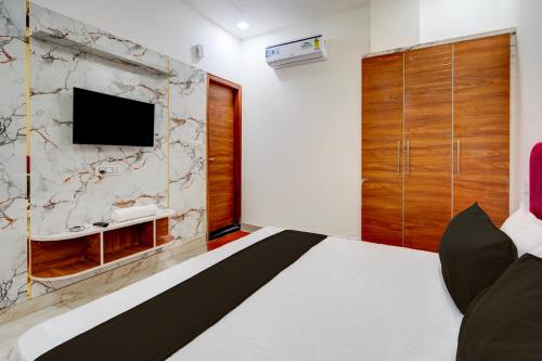 Hotel O Krishna Hotel,,3 star